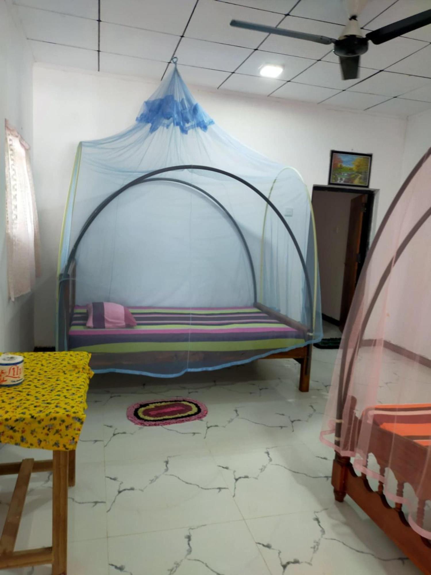 Chandi Gaya Beach Guesthouse 坦加拉 外观 照片